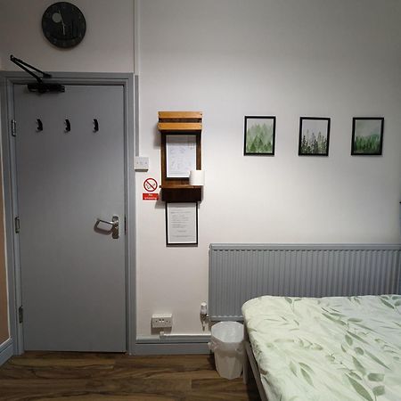 סוואנסי R3 - Cozy Small Double - City & Beach Access, Wifi, Free Parking - Self Catering מראה חיצוני תמונה